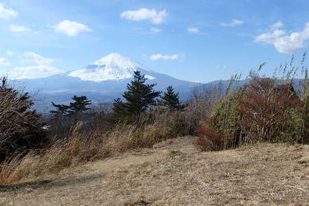 2016.02.18 足柄城址、距離：26km<br />カヤトの原の先に大きな富士山