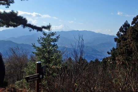 2017.1.3 小仏城山、距離：53km<br />相模湖方面に富士山
