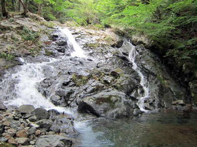 カサギ沢の滝