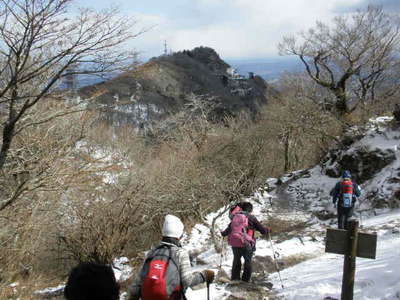 男体山から女体山