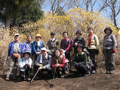 ミツバ岳山頂で 