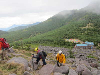 編笠山を目指して