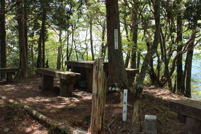 岩岳山の山頂