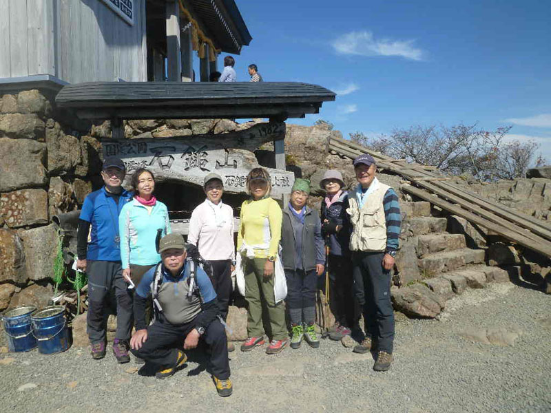 石鎚山頂上社