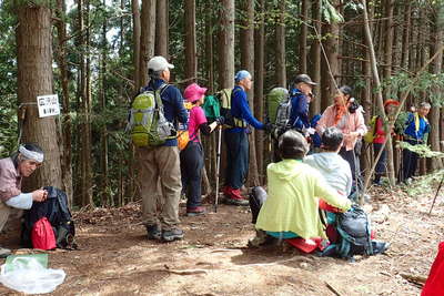 広沢山の山頂