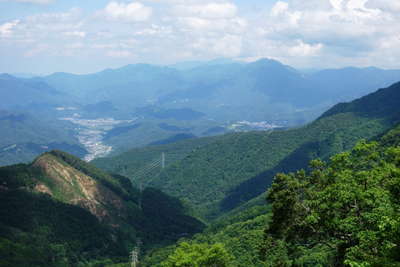 見回り道から道志の山 