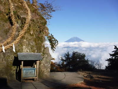 奥の院より富士を望む 