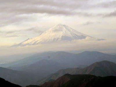 鍋割山頂からの富士山 