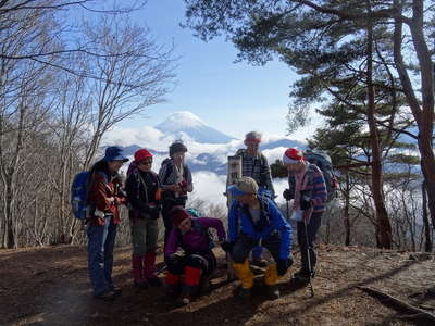 蛾ケ岳山頂