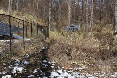 駐車場から登山道へ