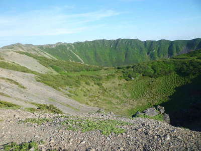 外輪山と中央道