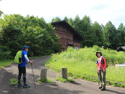 米ツガ山荘登山口 