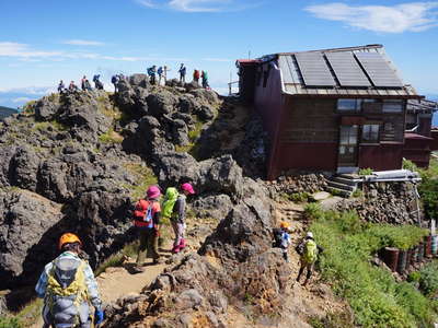 赤岳頂上山荘 