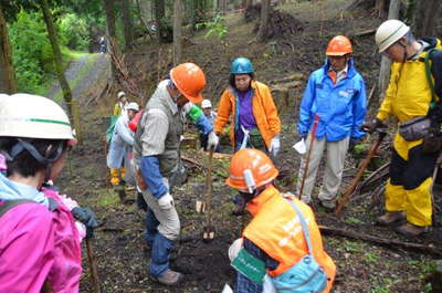 現場での作業説明