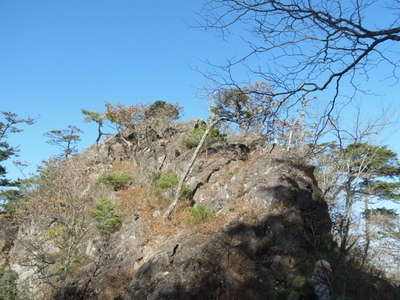 岩峰の水雲山 