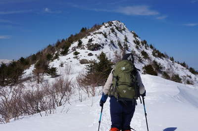 もうすぐ烏帽子岳山頂