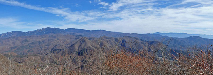 金峰山、瑞牆山から続く奥秩父の山