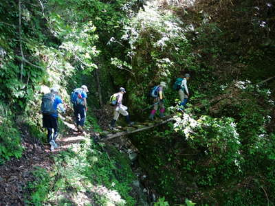 高度感のある仲ノ沢径路 