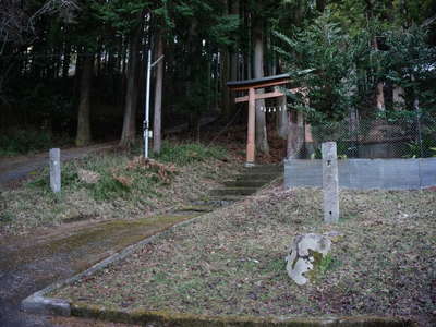 大室生神社前を出発 