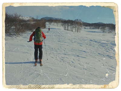 牧場の登山道1660mをいく 