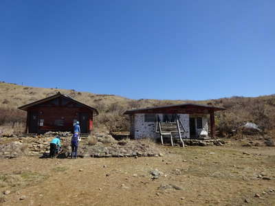 久住山避難小屋 