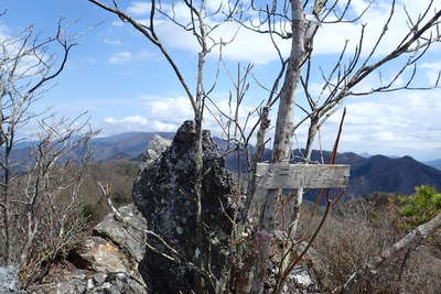 シラケ山の山頂 