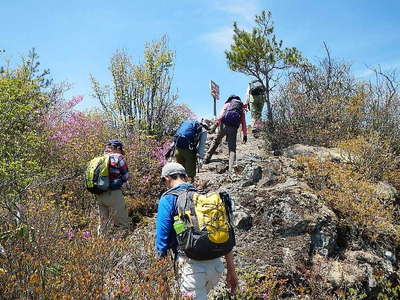 やがて天狗山の山頂 