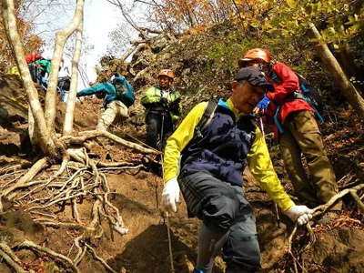 一路鹿岳登山口へ