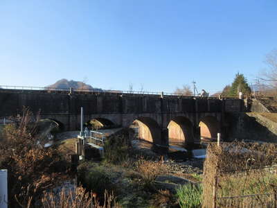 1907年建設の落合水路橋 