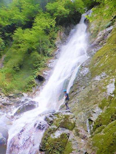 雨棚落差50ｍの全容