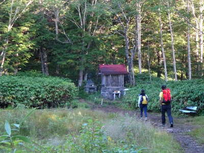 中の湯登山口 