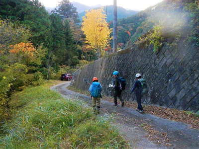 明るい内に無事下山 