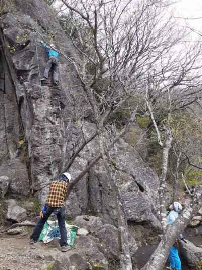 幕岩　桃源郷　サンセット　5.10a