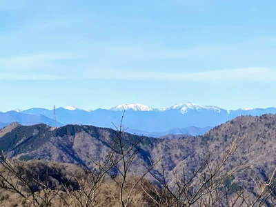 南ア南部の3000m級の山々（聖、赤石、荒川）