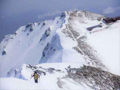 唐松岳頂上山荘へ向け下山