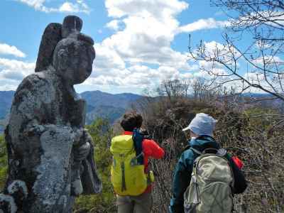 第Ⅱ峰石像仏から第Ⅰ峰