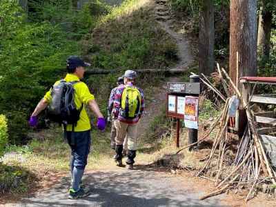 竜王里宮登山口 