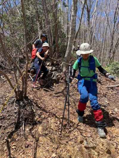 坪山東山稜コースを下山 