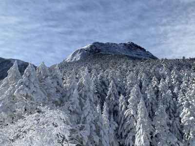 阿弥陀岳が大きい