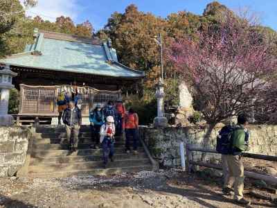 登山口の平群天神社に参拝 