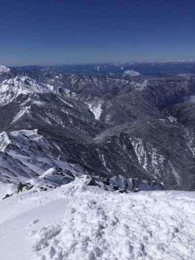 下り　雪はぐずぐず