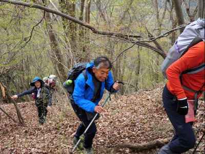 あと少しで石砂山山頂 