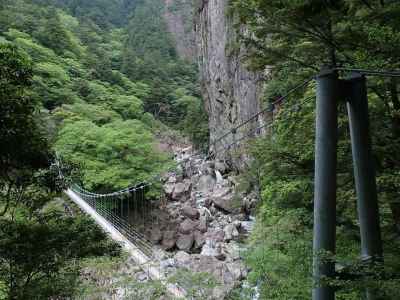 平等嵓と大吊橋