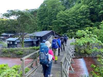 登山口の孫六温泉 