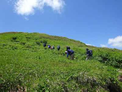 笊森山を登る 