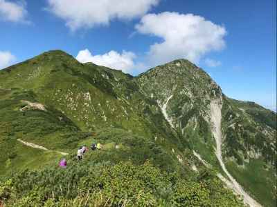 奥大日岳への登り 