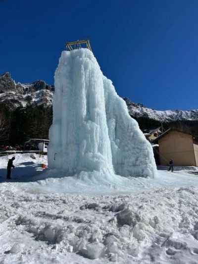赤岳鉱泉のアイスキャンディー