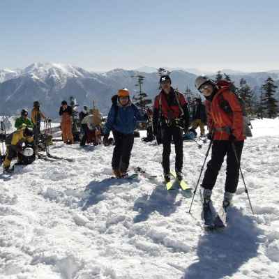 ゲートには大勢の登山者