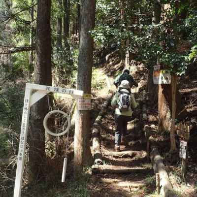 登山開始 