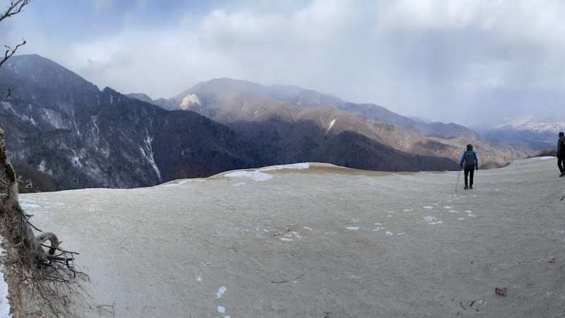 寒空の天空のビーチ